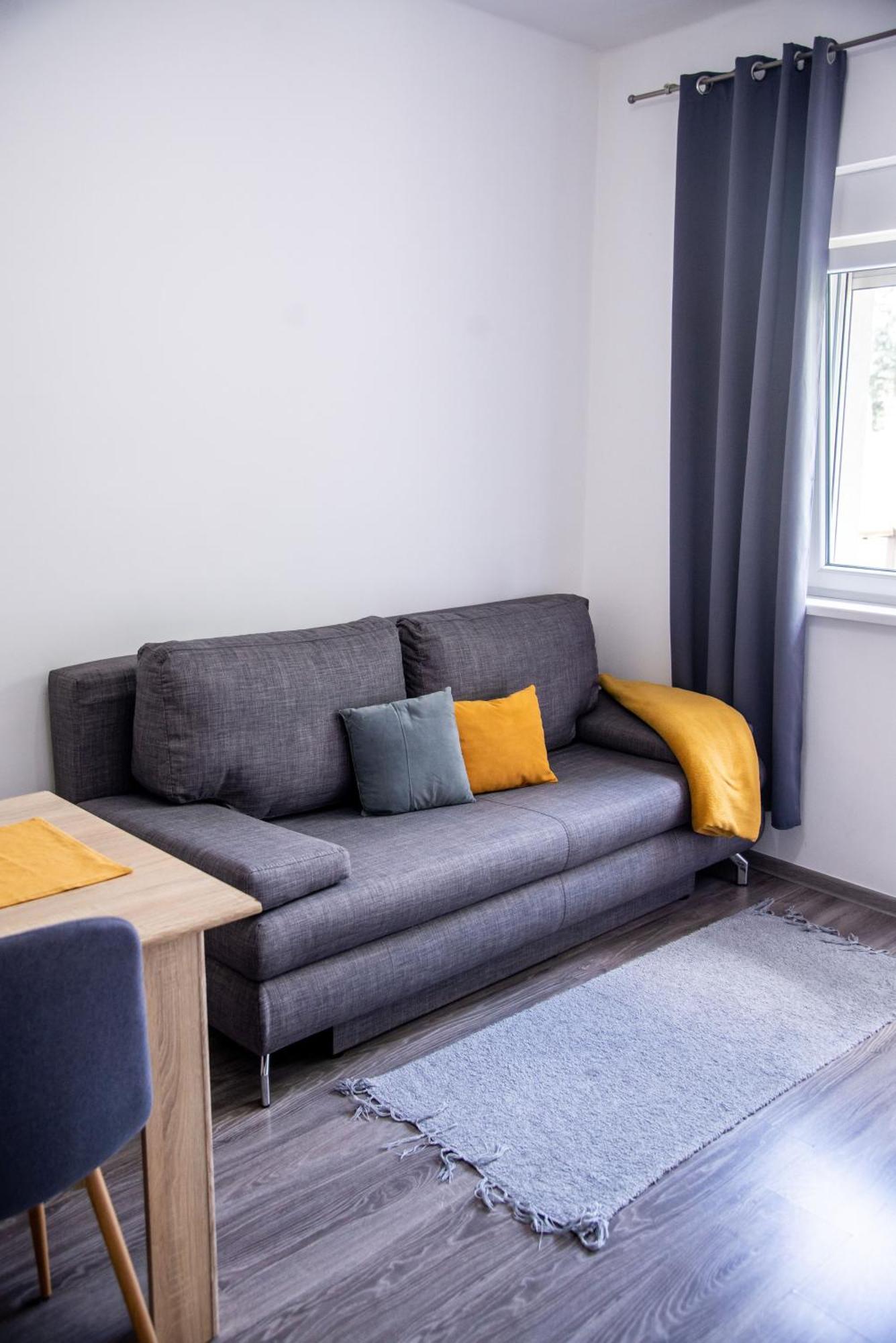 Apartmani Maslacak Vrdnik Esterno foto