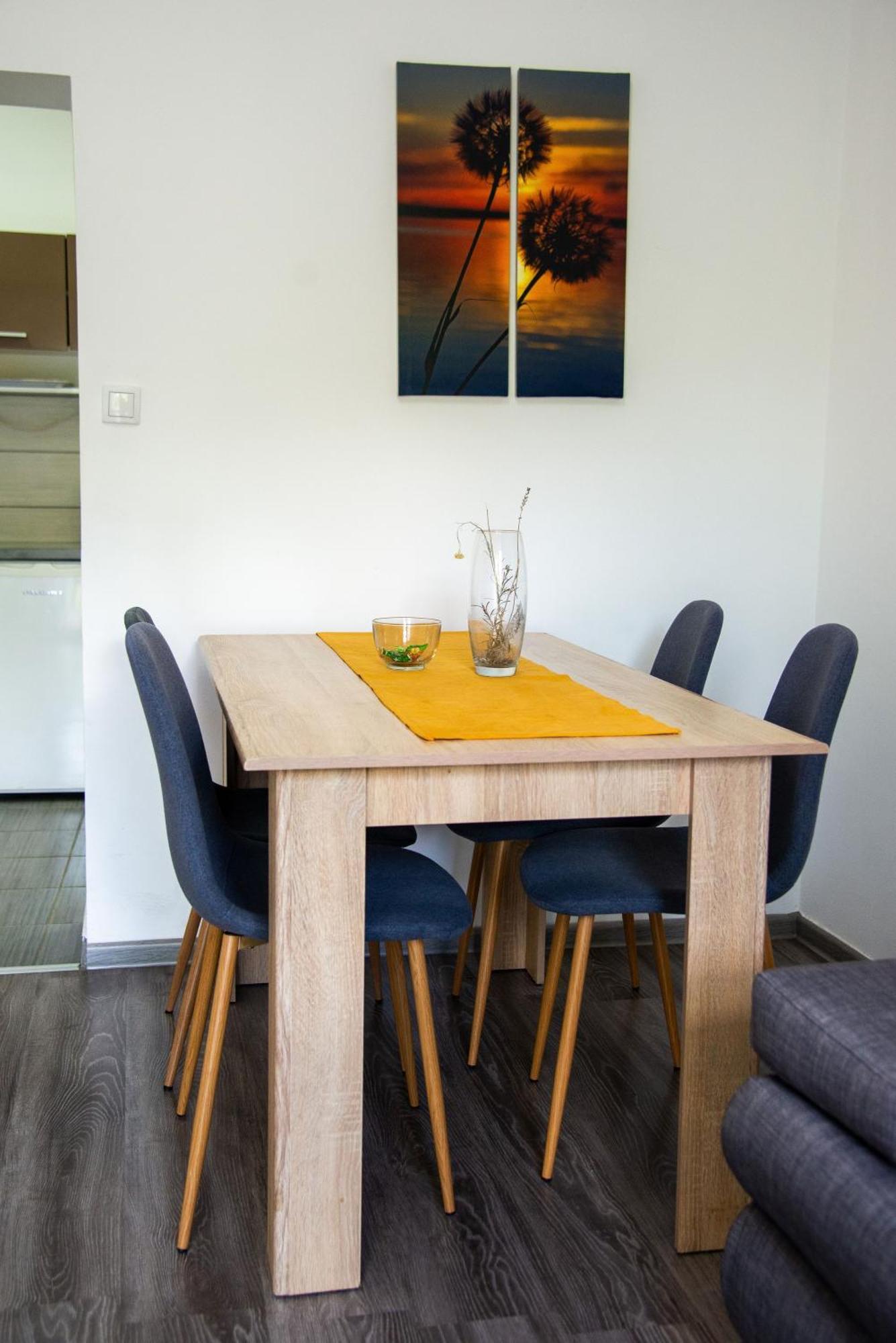 Apartmani Maslacak Vrdnik Esterno foto