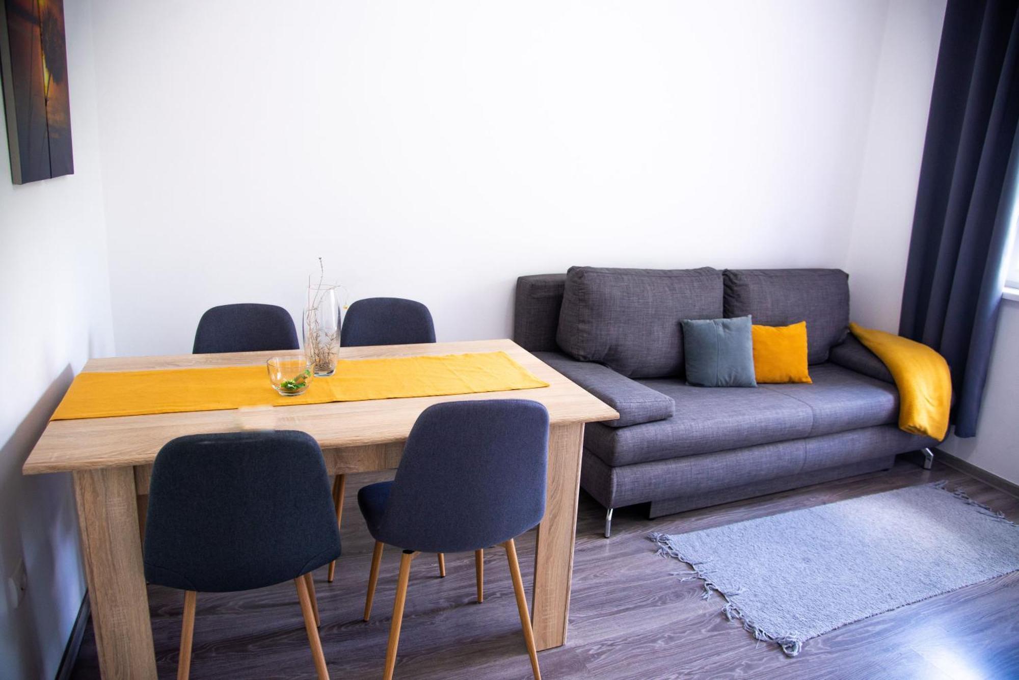 Apartmani Maslacak Vrdnik Esterno foto