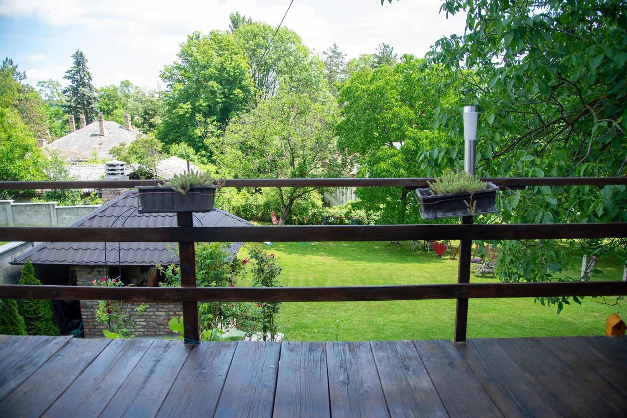 Apartmani Maslacak Vrdnik Esterno foto